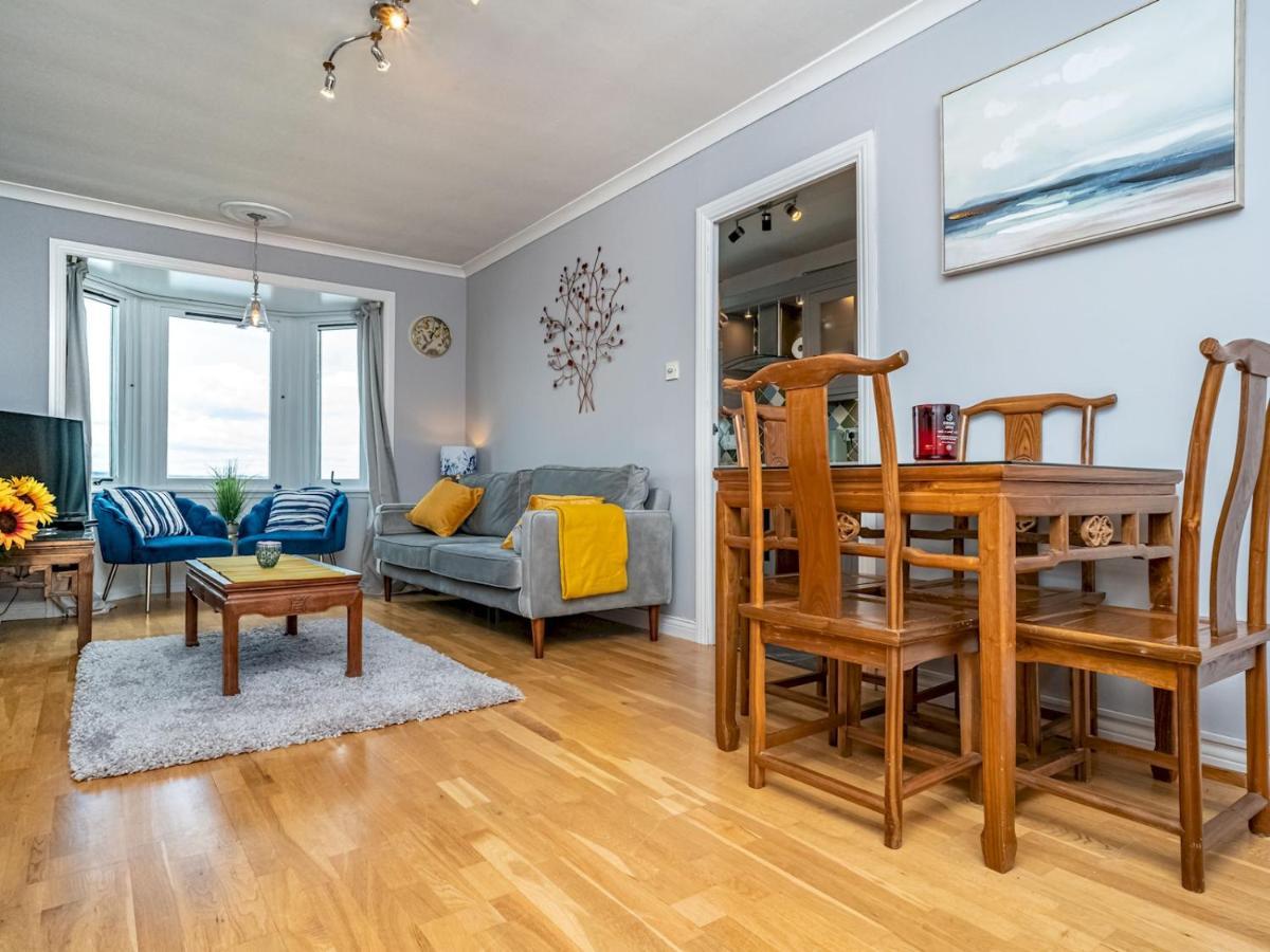Pass The Keys Stunning Flat With Sea View And Parking Lägenhet Edinburg Exteriör bild